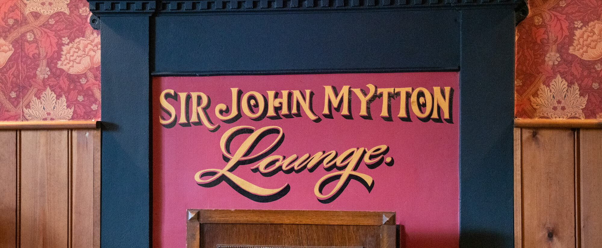 The-Mytton-Arms-Pontesbury-Sir-John-Mytton-Lounge-aspect-ratio-1580-652